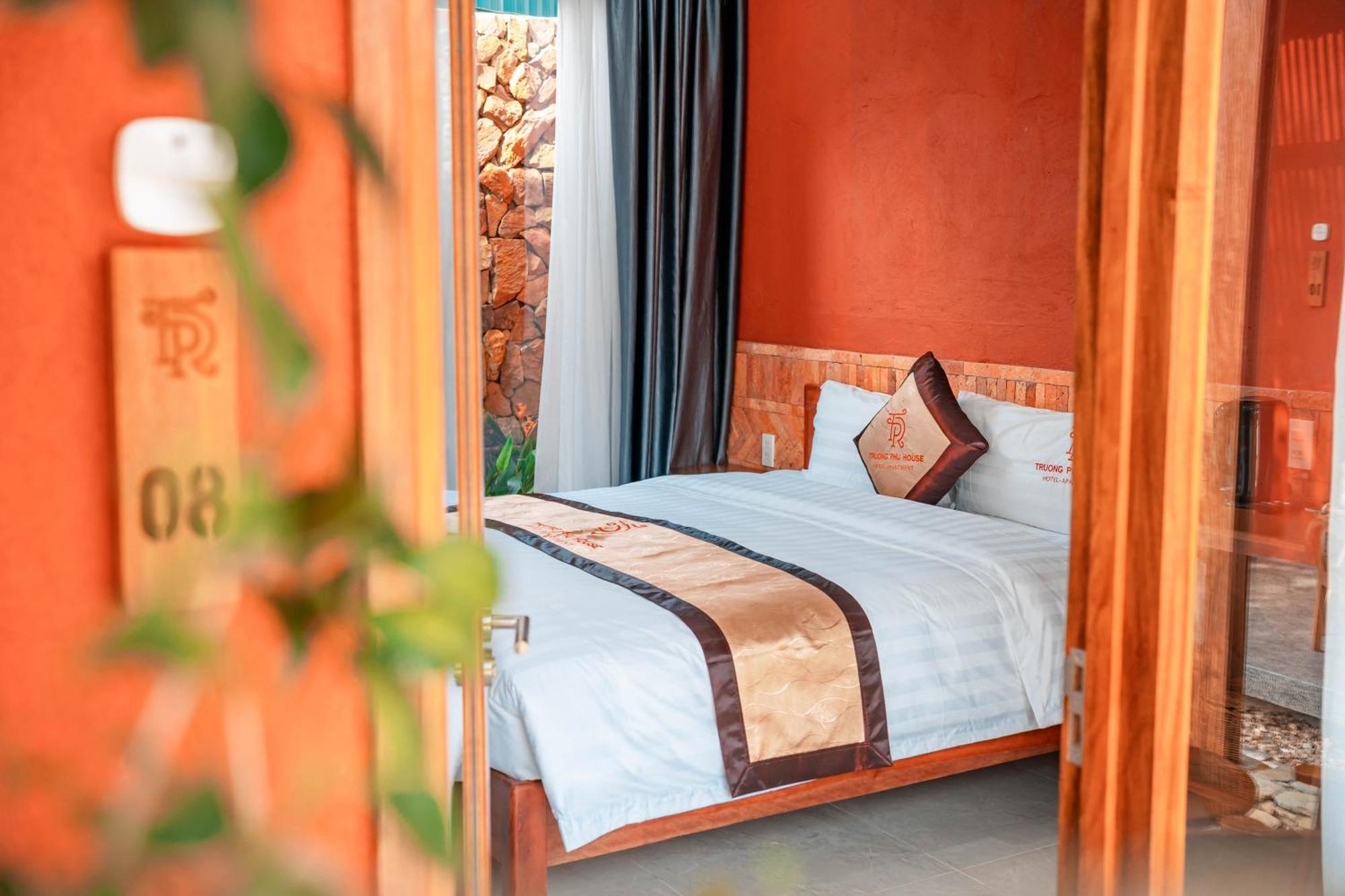 Truong Phu House - Hotel & Apartment Hue Eksteriør bilde